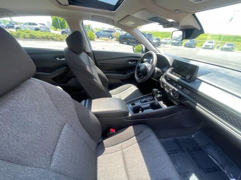 Used 2024 Honda Accord EX image 11