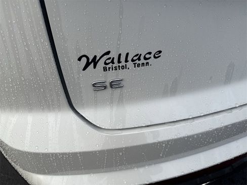 New 2026 Volkswagen Atlas Cross Sport SE image 7