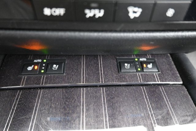 Used 2018 Lexus GS 350 AWD w/ Premium Package image 17