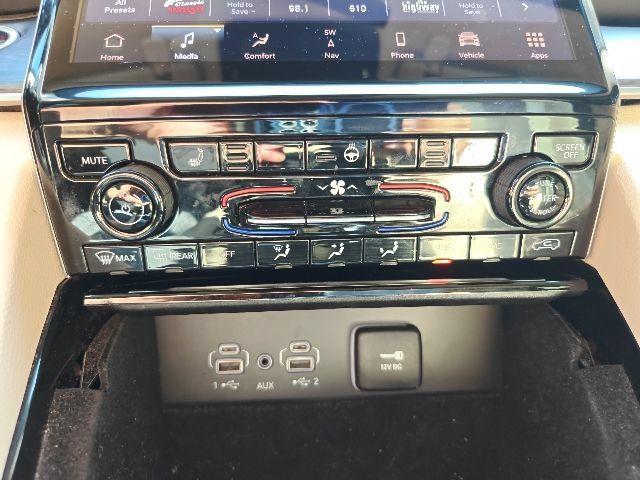 Used 2021 Jeep Grand Cherokee L Limited AWD/4WD image 16