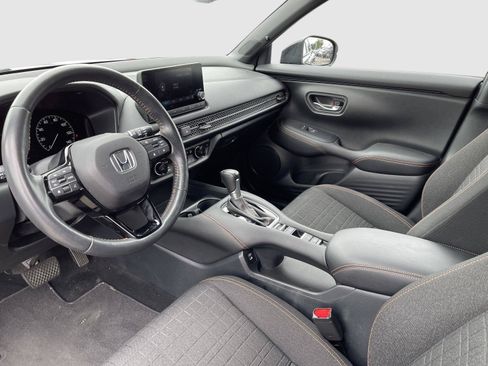 Used 2024 Honda HR-V Sport image 4