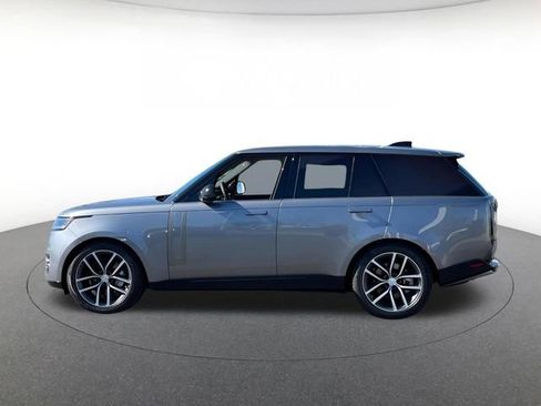 New 2025 Land Rover Range Rover SE AWD/4WD image 2