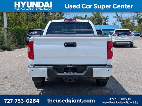 Used 2021 Toyota Tundra SR5 RWD image 4