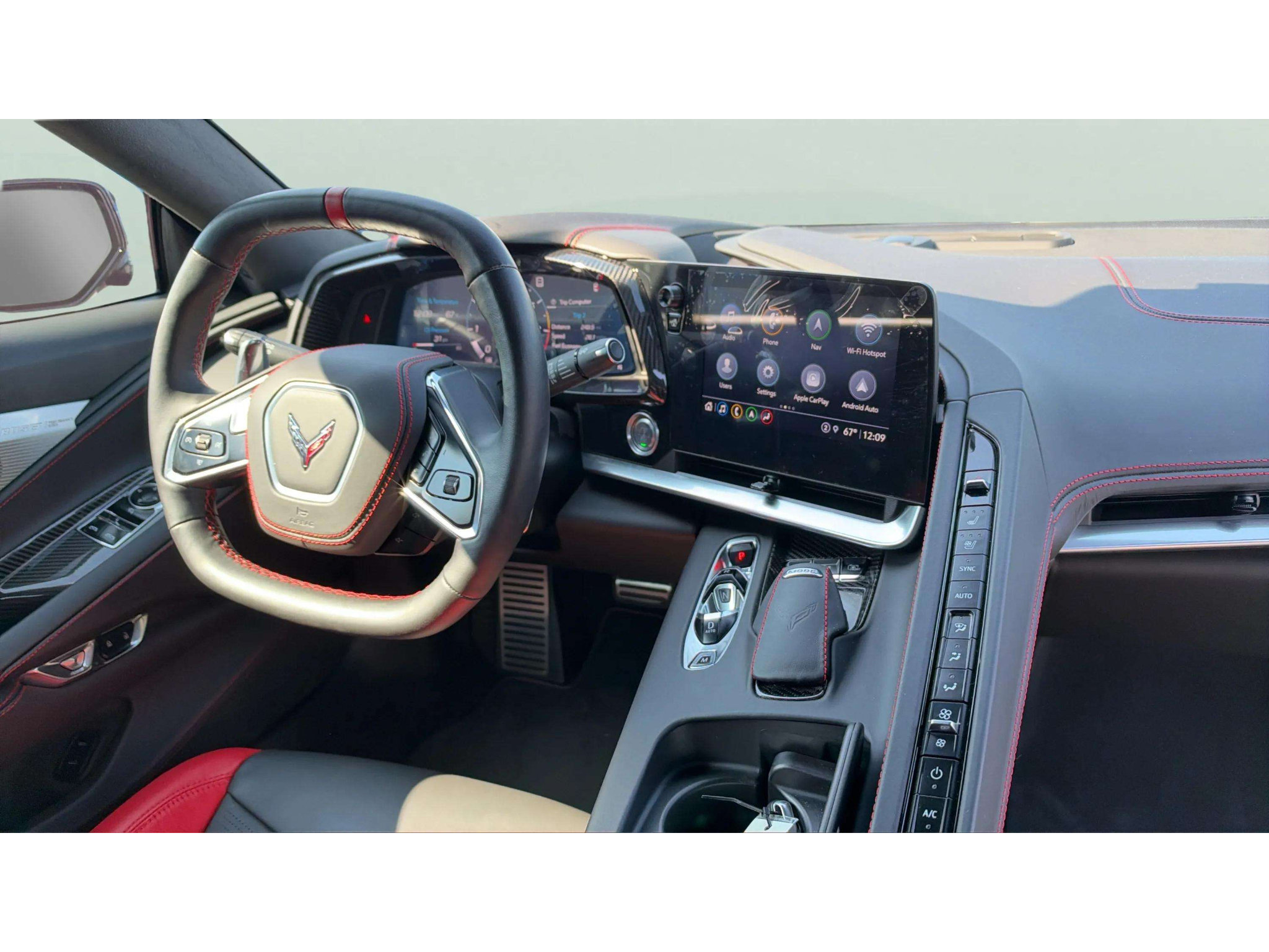 Used 2021 Chevrolet Corvette Stingray Premium Cpe w/ Z51 Performance Package RWD image 30