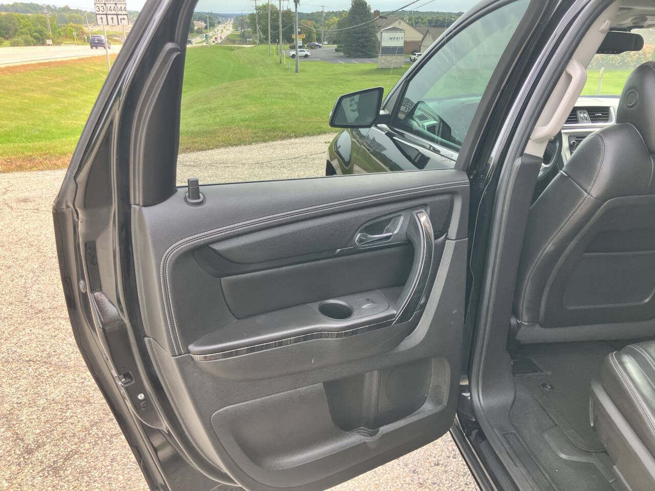 Used 2017 GMC Acadia Limited SLT AWD/4WD image 20