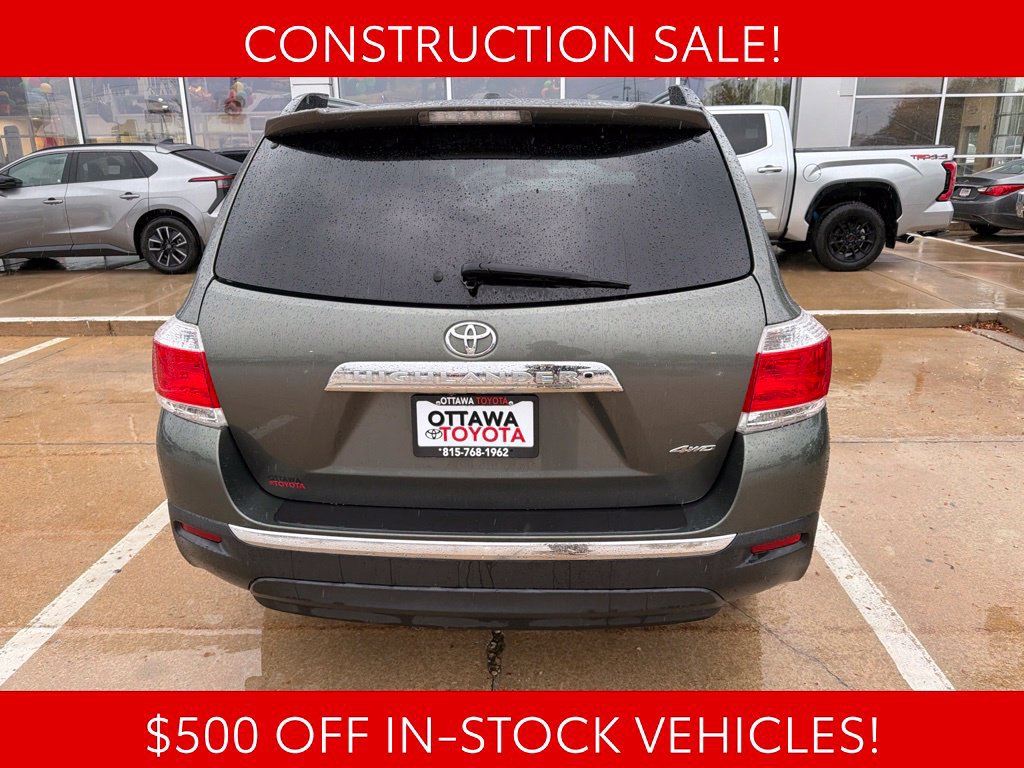 Used 2012 Toyota Highlander Limited w/ Tow Pkg AWD/4WD image 7