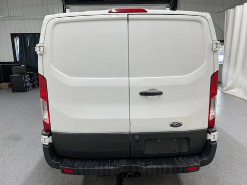 Used 2016 Ford Transit 150 130 Low Roof RWD image 5