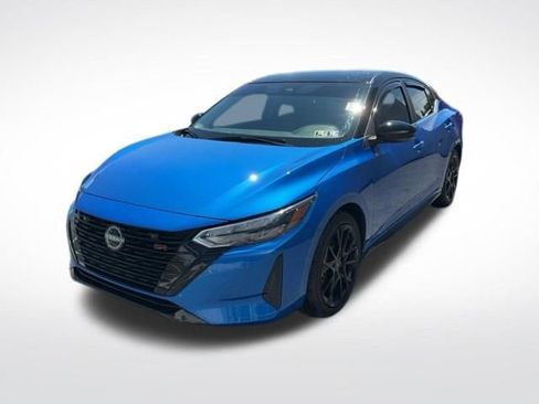 Used 2025 Nissan Sentra SR w/ Midnight Edition FWD image 10
