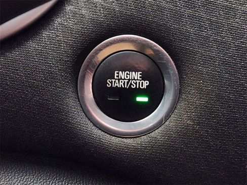 Certified 2022 Chevrolet Malibu LT image 22