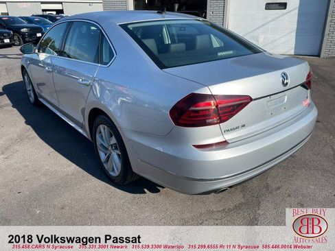 Used 2018 Volkswagen Passat 2.0T SE w/ SE Lighting Package image 5
