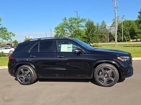 New 2026 Mercedes-Benz GLE 580 4MATIC image 2