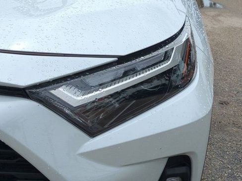 Used 2024 Toyota RAV4 XLE Premium FWD image 9