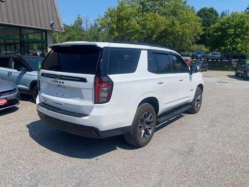 Used 2023 Chevrolet Tahoe Z71 w/ Luxury Package AWD/4WD image 4