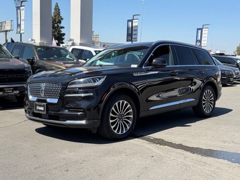 Used 2022 Lincoln Aviator Reserve AWD/4WD image 6