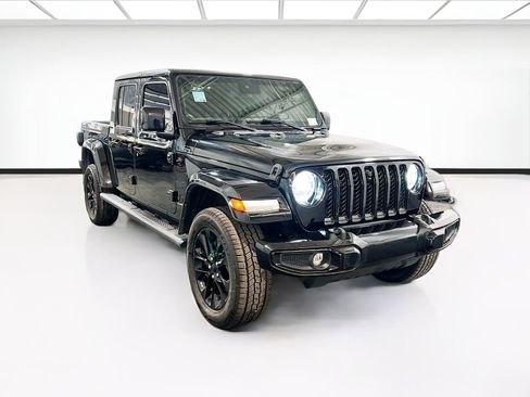 Used 2021 Jeep Gladiator Overland image 3