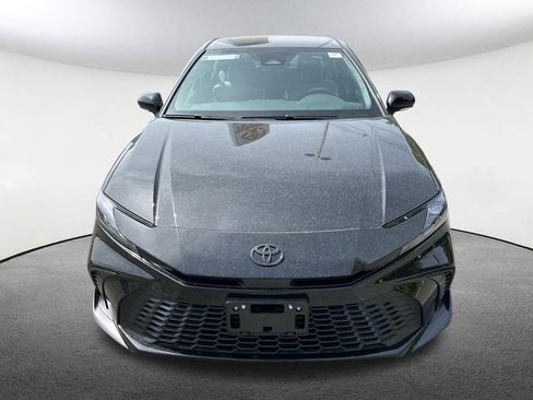 New 2026 Toyota Camry SE FWD image 4