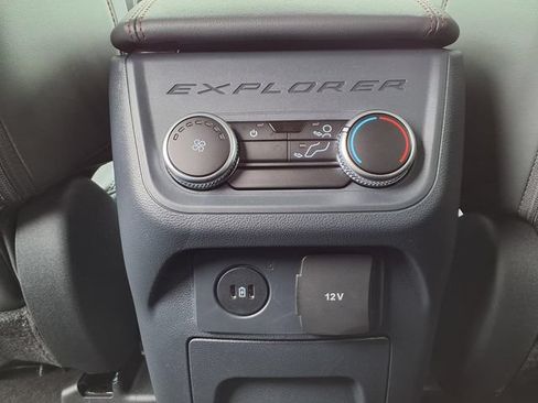 New 2026 Ford Explorer Active w/ Active Comfort Package RWD image 6