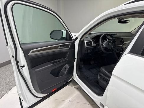 Used 2019 Volkswagen Atlas SE w/ Panoramic Sunroof Package AWD/4WD image 11