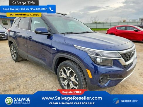 Used 2022 Kia Seltos EX AWD/4WD image 5