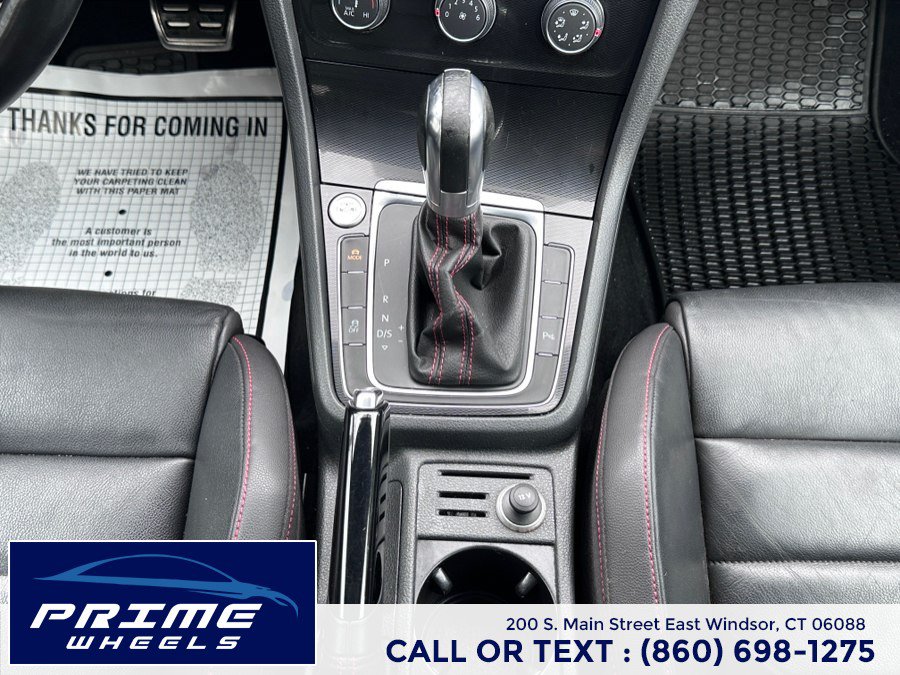 Used 2015 Volkswagen GTI SE w/ Lighting Package (SEL) FWD image 19
