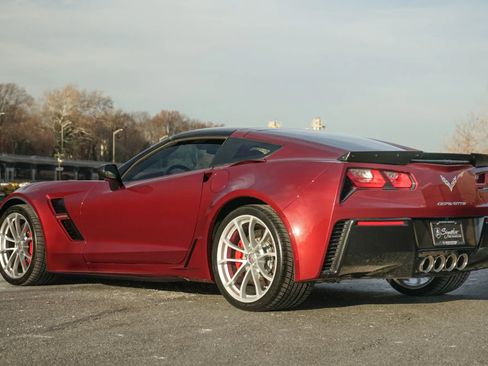 Used 2019 Chevrolet Corvette Grand Sport image 7