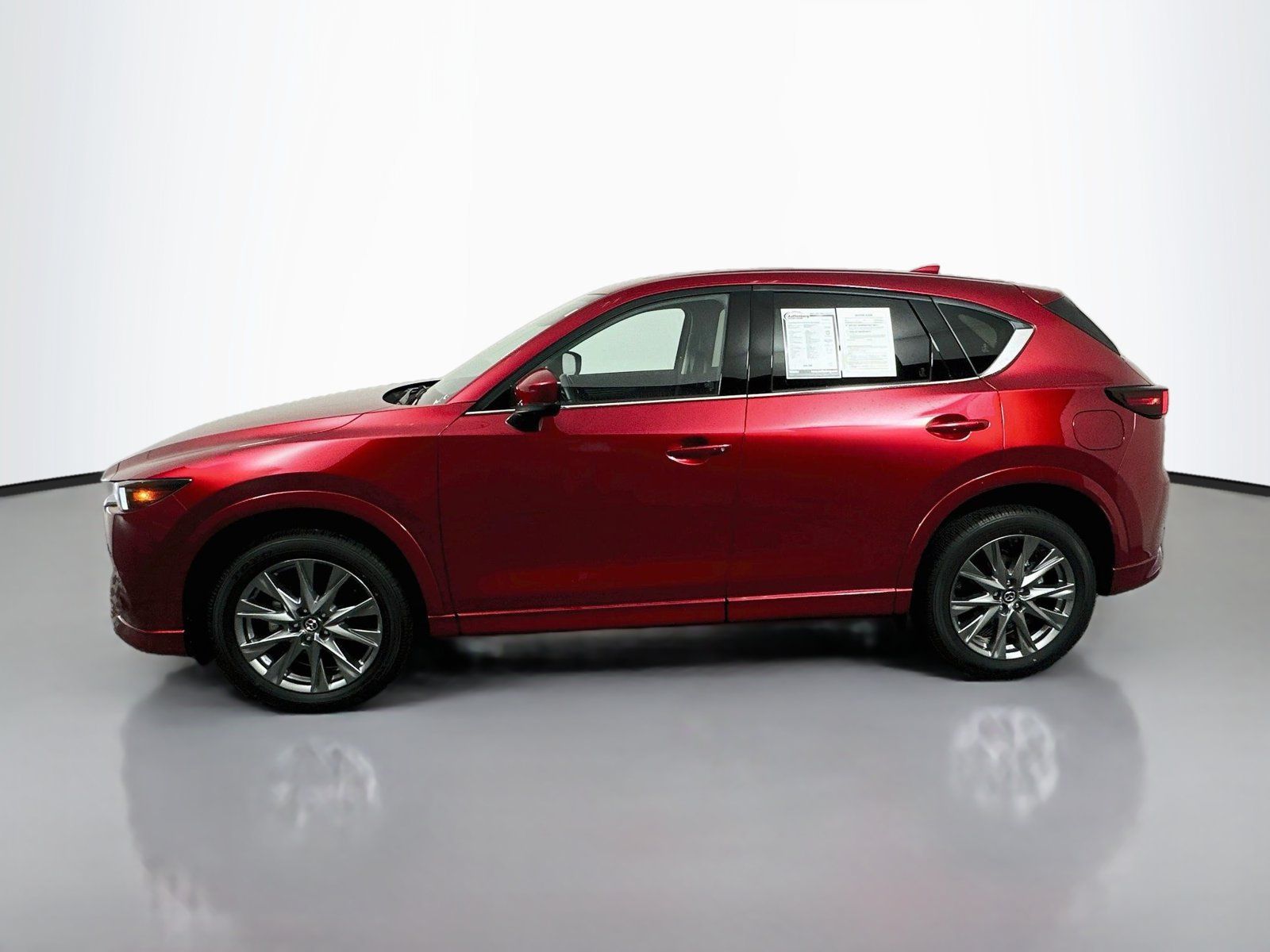 Used 2025 MAZDA CX-5 AWD 2.5 S w/ Premium Plus Pkg image 4