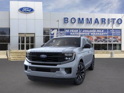 New 2026 Ford Expedition Platinum w/ Driver's Package image 2