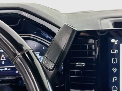 Used 2024 GMC Sierra 3500 SLE w/ SLE Convenience Package AWD/4WD image 17