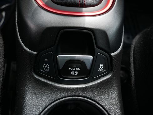 Used 2019 Jeep Compass Trailhawk w/ Safety & Security Group AWD/4WD image 32