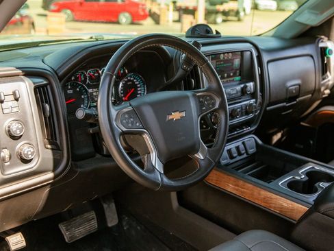 Used 2015 Chevrolet Silverado 1500 LTZ w/ LTZ Plus Package image 10