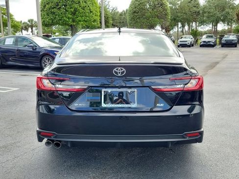 Used 2026 Toyota Camry SE w/ Multimedia Upgrade Package image 5