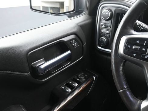 Used 2020 Chevrolet Silverado 1500 LT Trail Boss AWD/4WD image 28