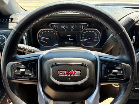 Used 2019 GMC Sierra 1500 SLE w/ X31 Off-Road Package AWD/4WD image 29