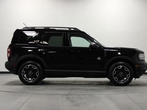 Used 2025 Ford Bronco Sport Outer Banks w/ Outer Banks Tech Package+ image 3