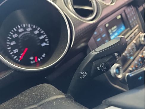 Used 2018 Ford Mustang Coupe w/ Ecoboost Performance Package image 28