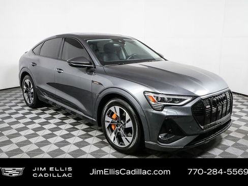 Used 2021 Audi e-tron Premium image 27