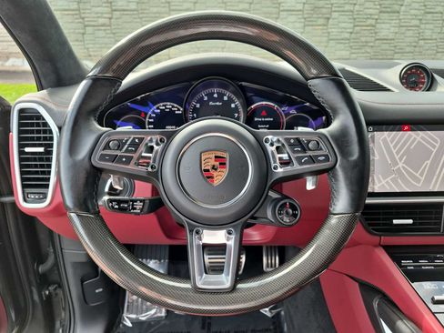 Used 2019 Porsche Cayenne Turbo AWD/4WD image 25