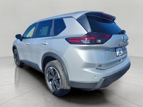 Used 2025 Nissan Rogue SV AWD/4WD image 36