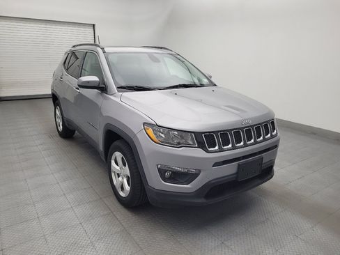 Used 2018 Jeep Compass Latitude w/ Popular Equipment Group AWD/4WD image 13
