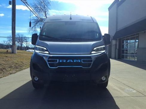 Used 2024 RAM ProMaster 3500 w/ Quick Order Package 22G SLT image 2