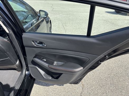 Used 2024 Nissan Altima 2.5 SR image 21