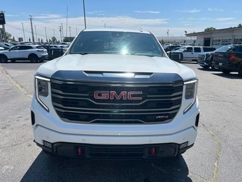 Certified 2023 GMC Sierra 1500 AT4 w/ AT4 Preferred Package AWD/4WD image 13