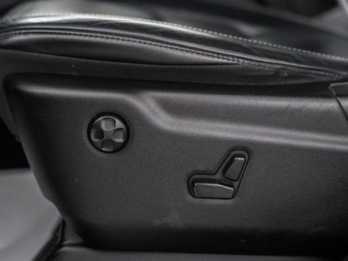 Used 2014 Jeep Grand Cherokee Limited image 39