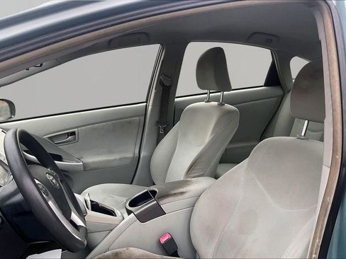 Used 2013 Toyota Prius Two image 21