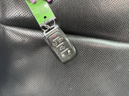 Used 2019 RAM 1500 Limited w/ Off Road Group image 33