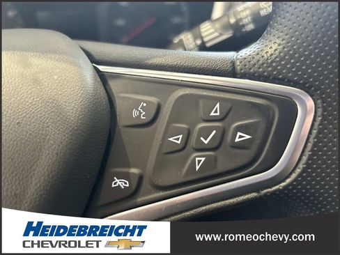 Used 2023 Chevrolet Equinox LS image 20