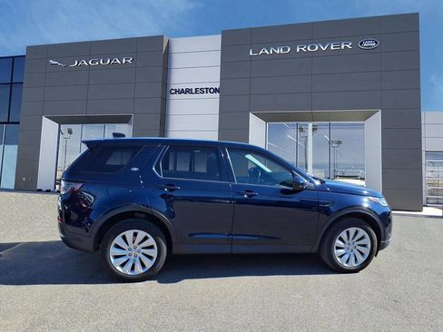 Used 2021 Land Rover Discovery Sport SE image 6