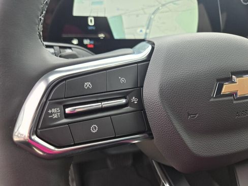 New 2026 Chevrolet Equinox LT image 13