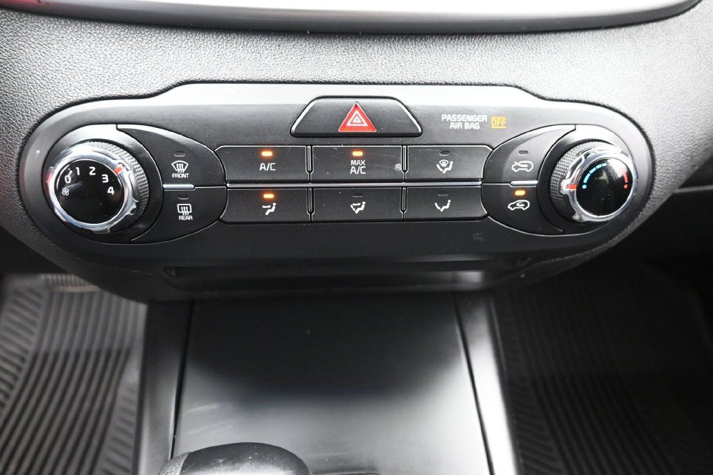 Used 2016 Kia Sorento FWD image 20