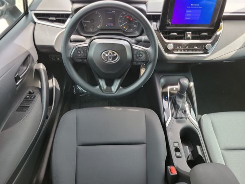 Certified 2025 Toyota Corolla LE FWD image 15